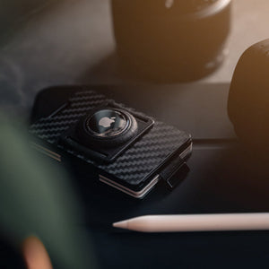 Carbon Fiber | Slide Wallet + 3D printed AirTag Holder