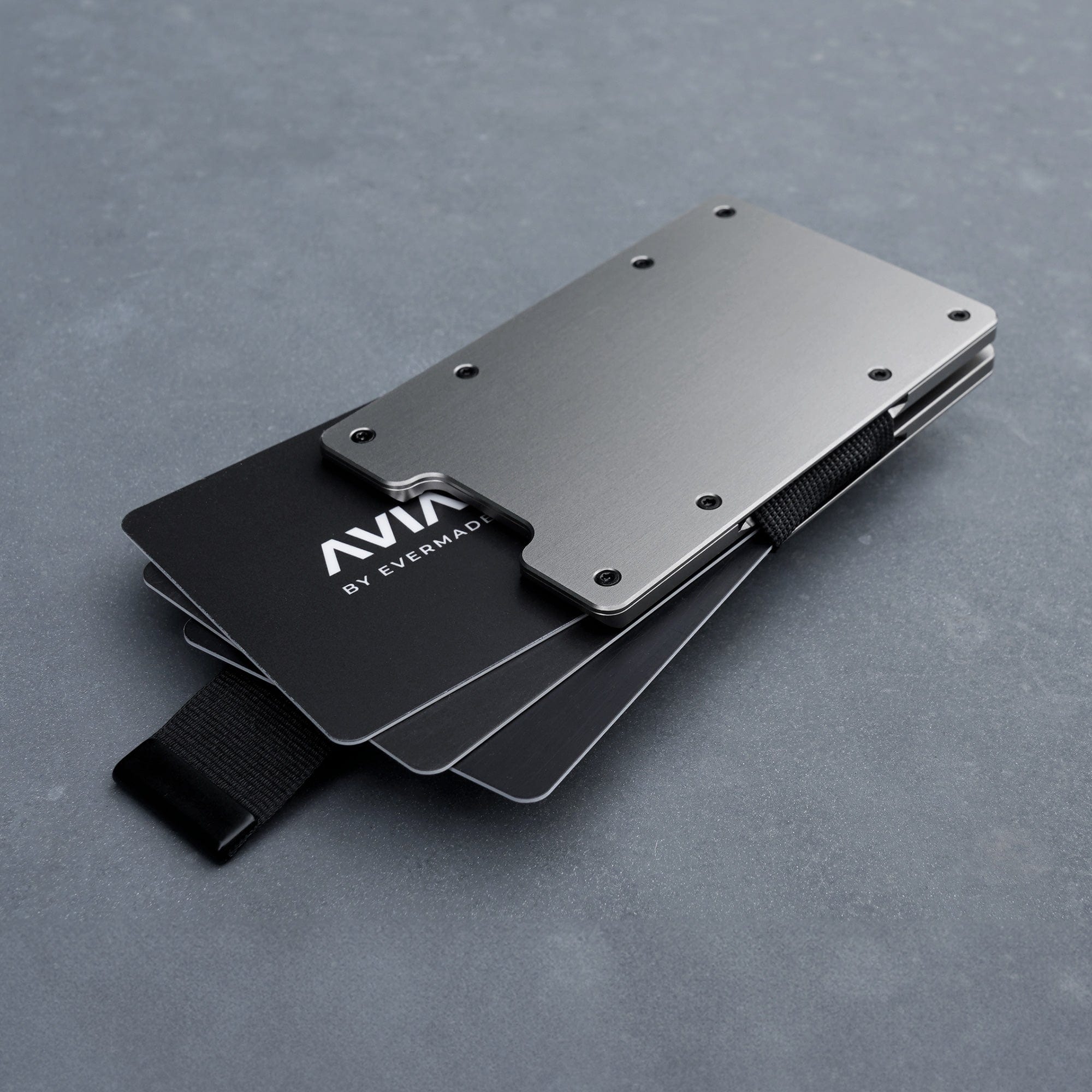 files/Titan_ONE_Slider_04.jpg